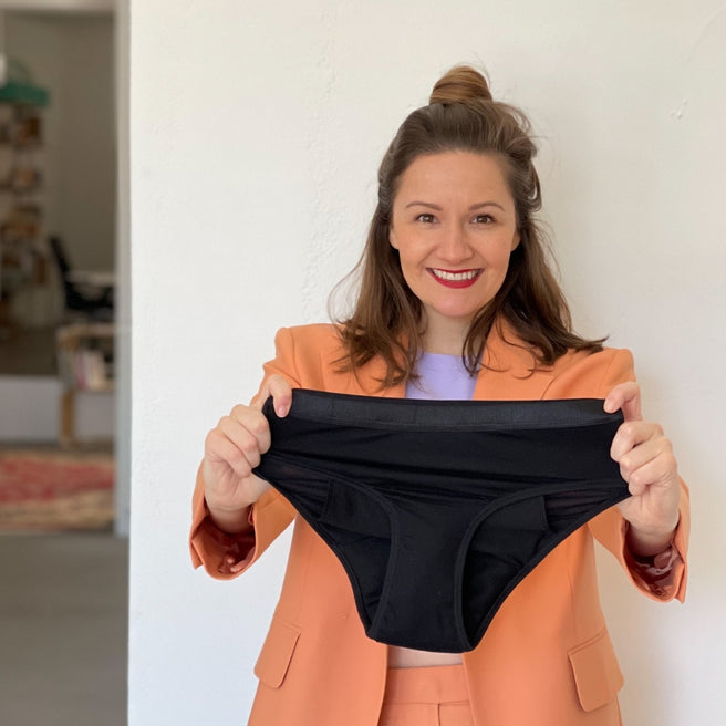 Periodenunterwäsche in Berlin kaufen bei Julia von KORA MIKINO Periodenunterwäsche in Berlin kaufen bei Julia von KORA MIKINO