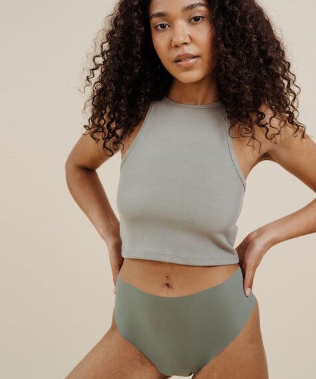 MAE SEAMLESS High Waist salbei - KORA MIKINO - Menstruationsunterwäsche