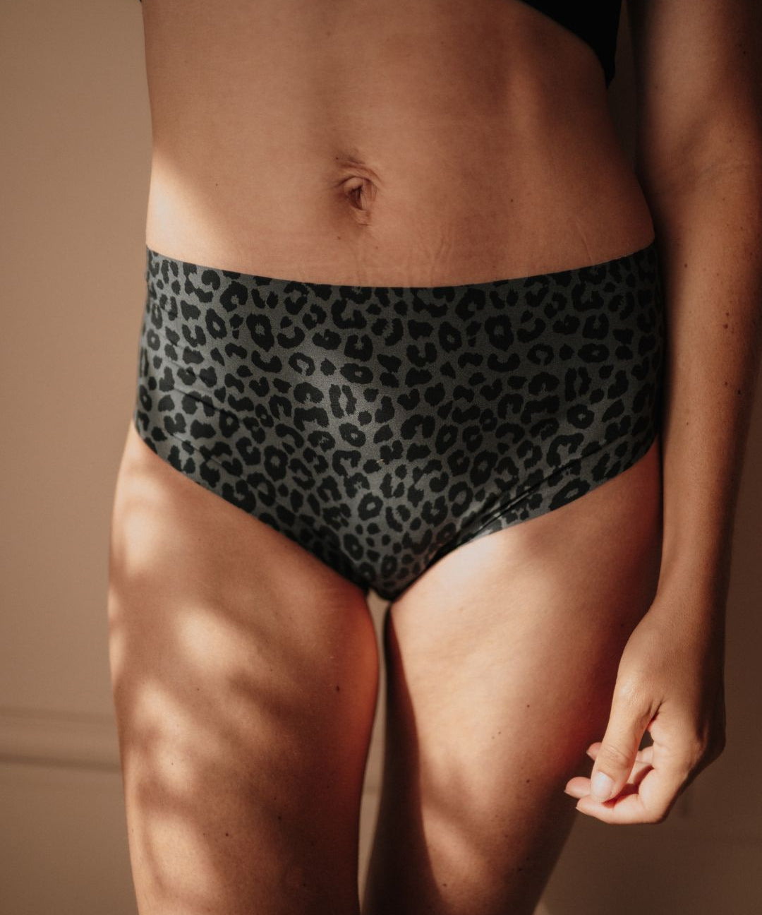 MAE SEAMLESS High Waist dark leo