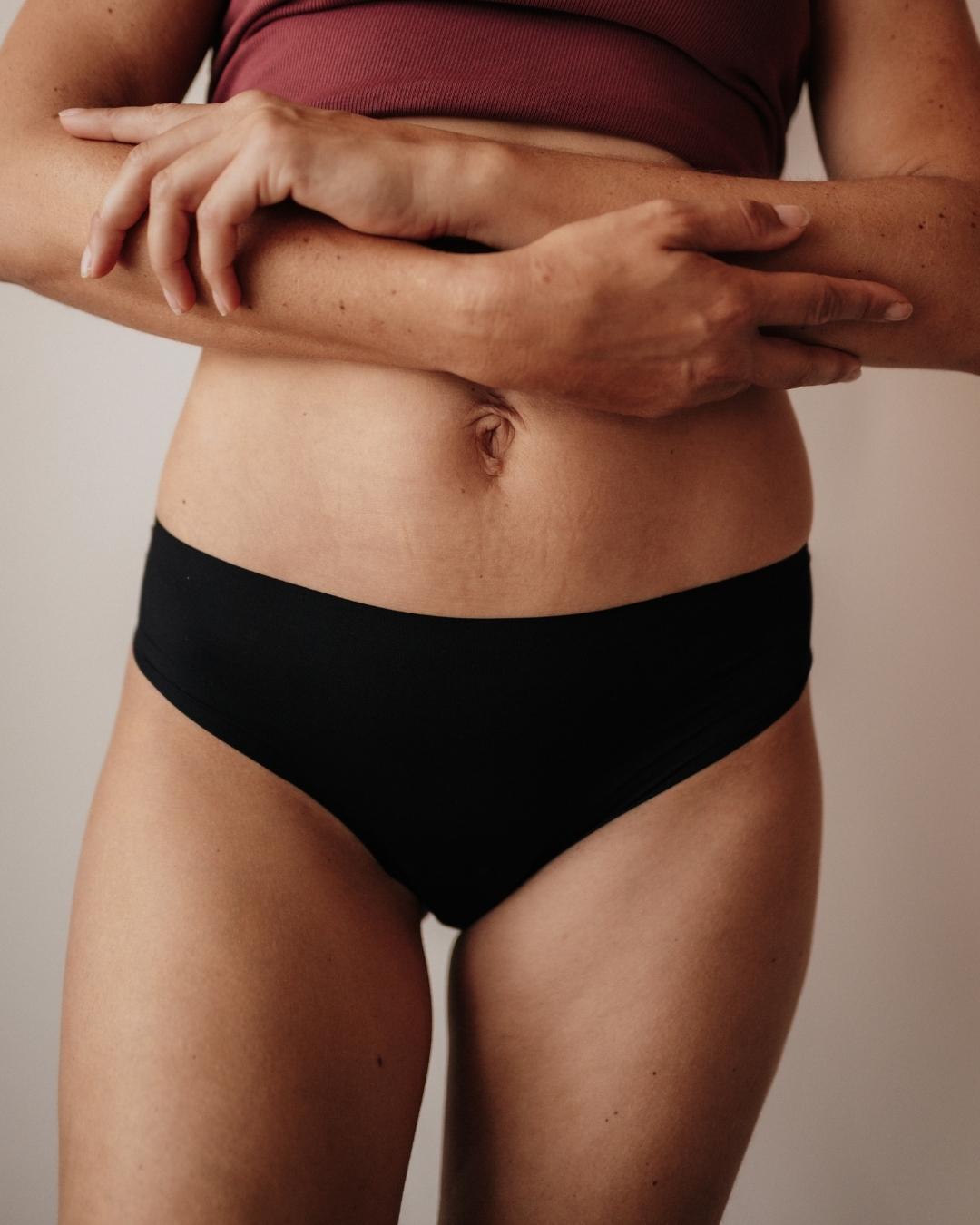 Ausfluss Slip Seamless Schwarz klassische Passform Laser Cut Technologie nahtlos ohne Abdrücke