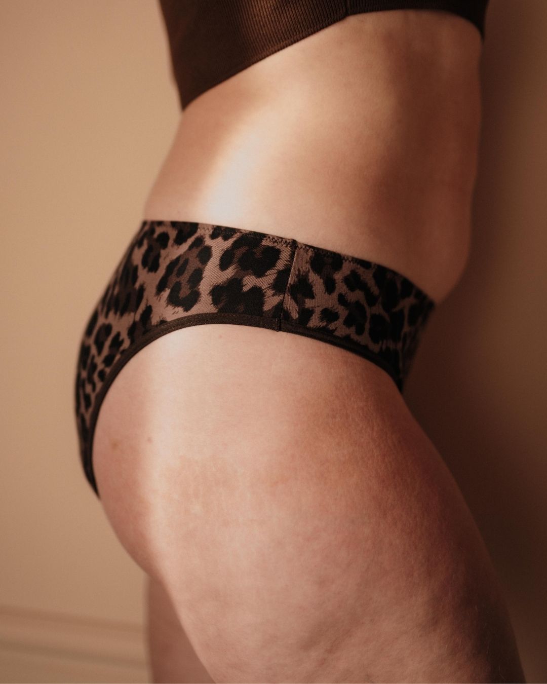 Ausflussunterwäsche Leo Slip Fokus Naht Bio Baumwolle Gr. 40 hochwertige Verarbeitung handgemacht