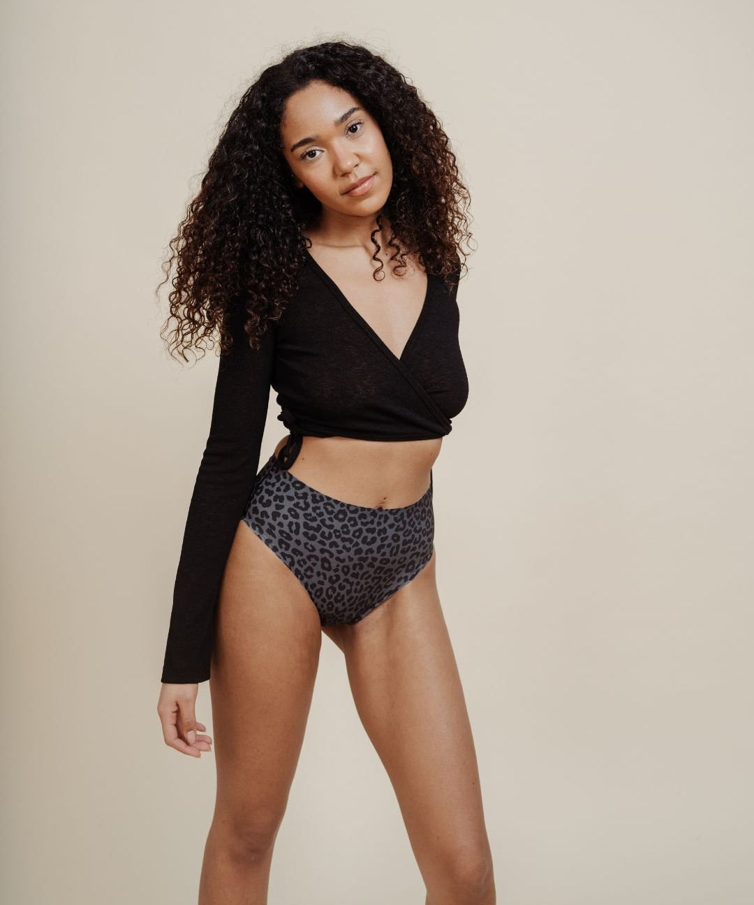 MAE SEAMLESS High Waist dark leo - KORA MIKINO - Menstruationsunterwäsche