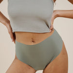 MAE SEAMLESS High Waist salbei - KORA MIKINO - Menstruationsunterwäsche