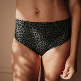 Menstruationsunterwäsche Seamless High Waist Dark Leo Strong Detail dunkles Muster ohne Biozide