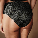 Menstruationsunterwäsche Seamless High Waist Dark Leo Strong Ansicht hinten blickdicht unsichtbar
