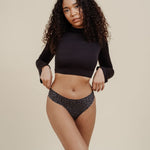 NELLIE SEAMLESS Slip dark leo - KORA MIKINO - Menstruationsunterwäsche