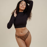 Periodenunterwäsche Seamless Leo Slip Medium Vorderansicht Leo-Print mittlere Saugkraft 2-3 Tampons
