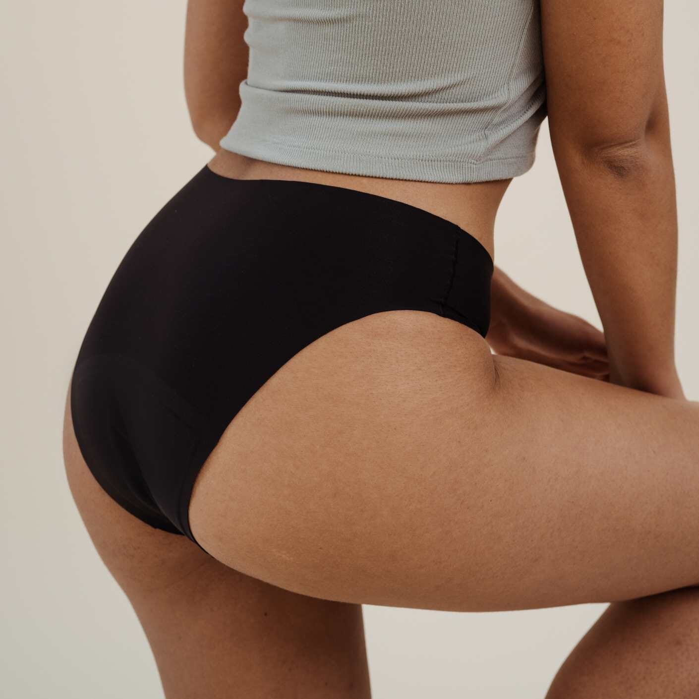 NELLIE SEAMLESS Slip schwarz - KORA MIKINO - Menstruationsunterwäsche